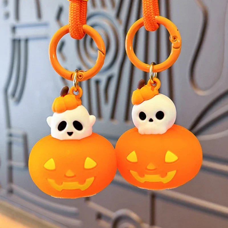 Halloween Pumpkin Lamp Keychain for Men and Women, Cartoon Skull Model, Car Bag Pendant, Keyholder Accessories, Kawaii