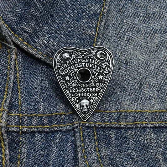 Vintage Heart Skull Ouija Board Enamel Pins Custom Witch Board Brooch Clothes Backpack Badge Halloween Jewelry Accessory Gifts