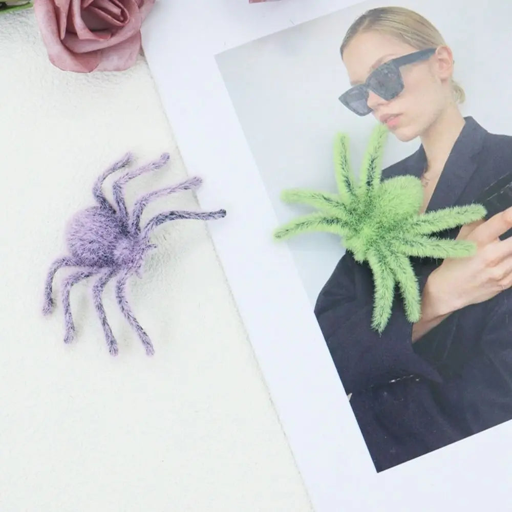 Simulation Spider Ornaments Funny Halloween Plush Spider 3D Realistic Flocking Black Spider Cartoon Artificial Spider Party Prop